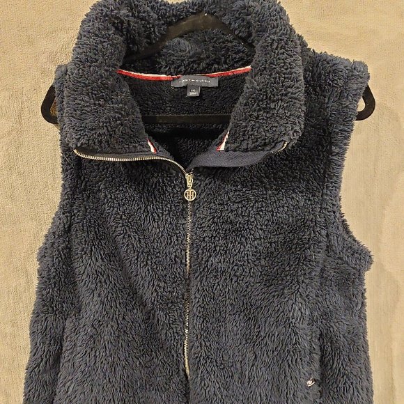 Tommy Hilfiger navy blue faux fur vest L